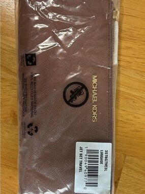 Michael Kors Jet Set Travel Continental Wallet -‎ beige Tan